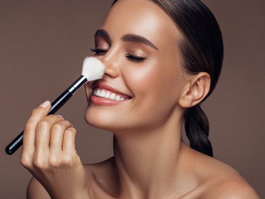 Ein strahlender Teint ist das Geheimnis für ein makelloses Hochzeits-Make-up!